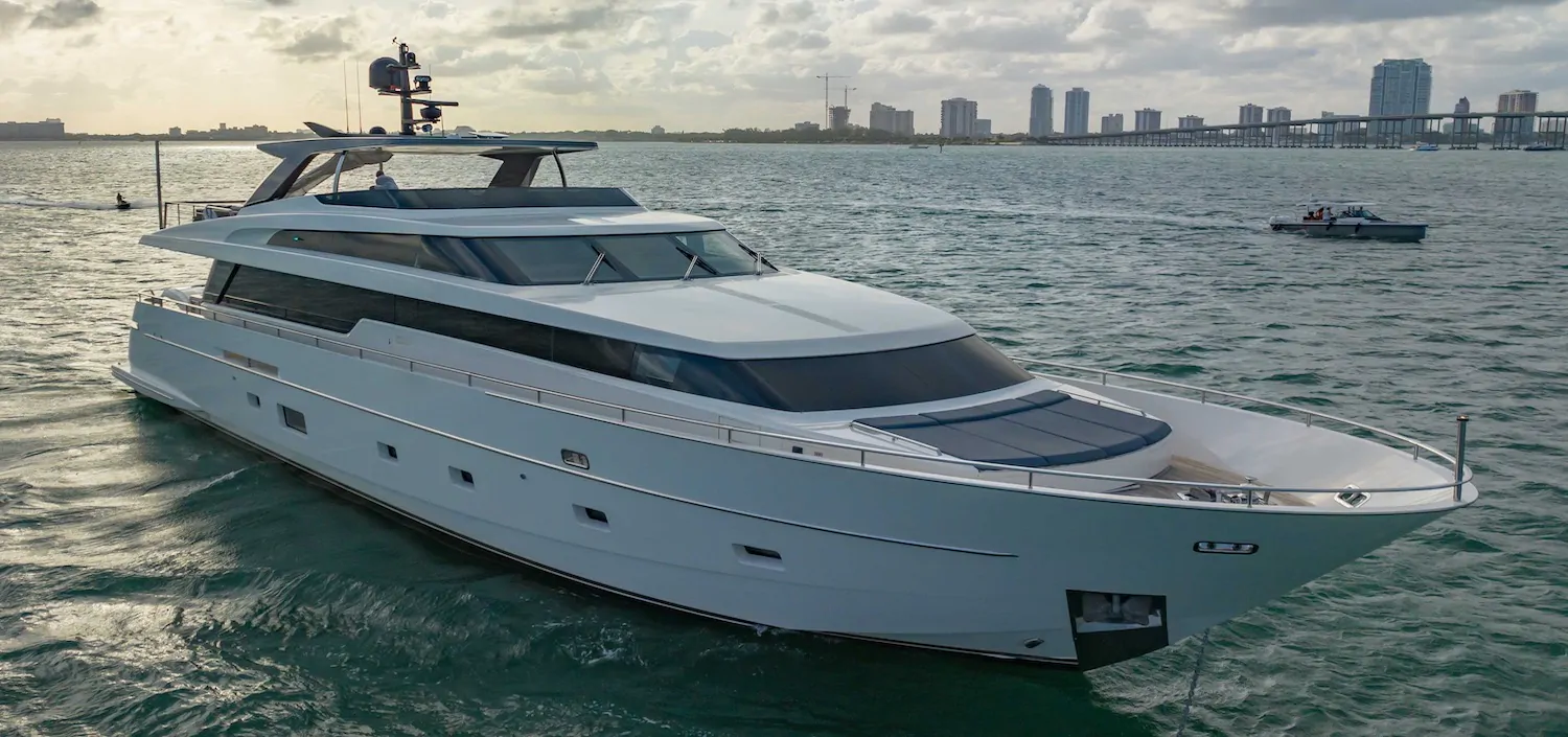 100 foot yacht rental miami
